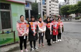 梧州市工人醫(yī)院志愿者開展文明交通勸導(dǎo)獲群眾稱贊